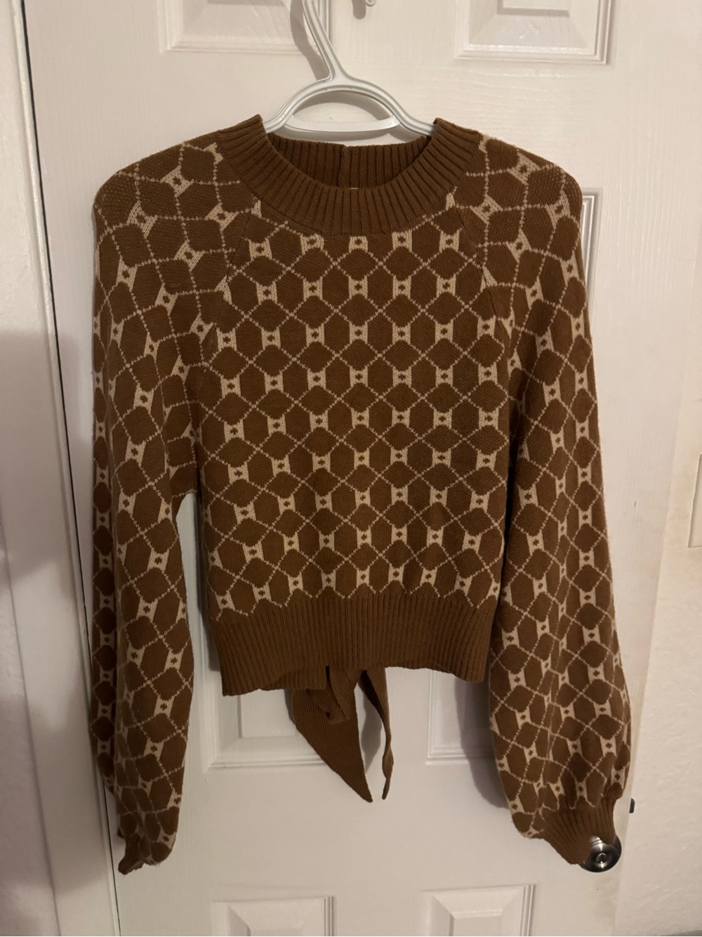 Willow & Root Geometric Crewneck Sweater with Open Back & Tie in Brown and Cream